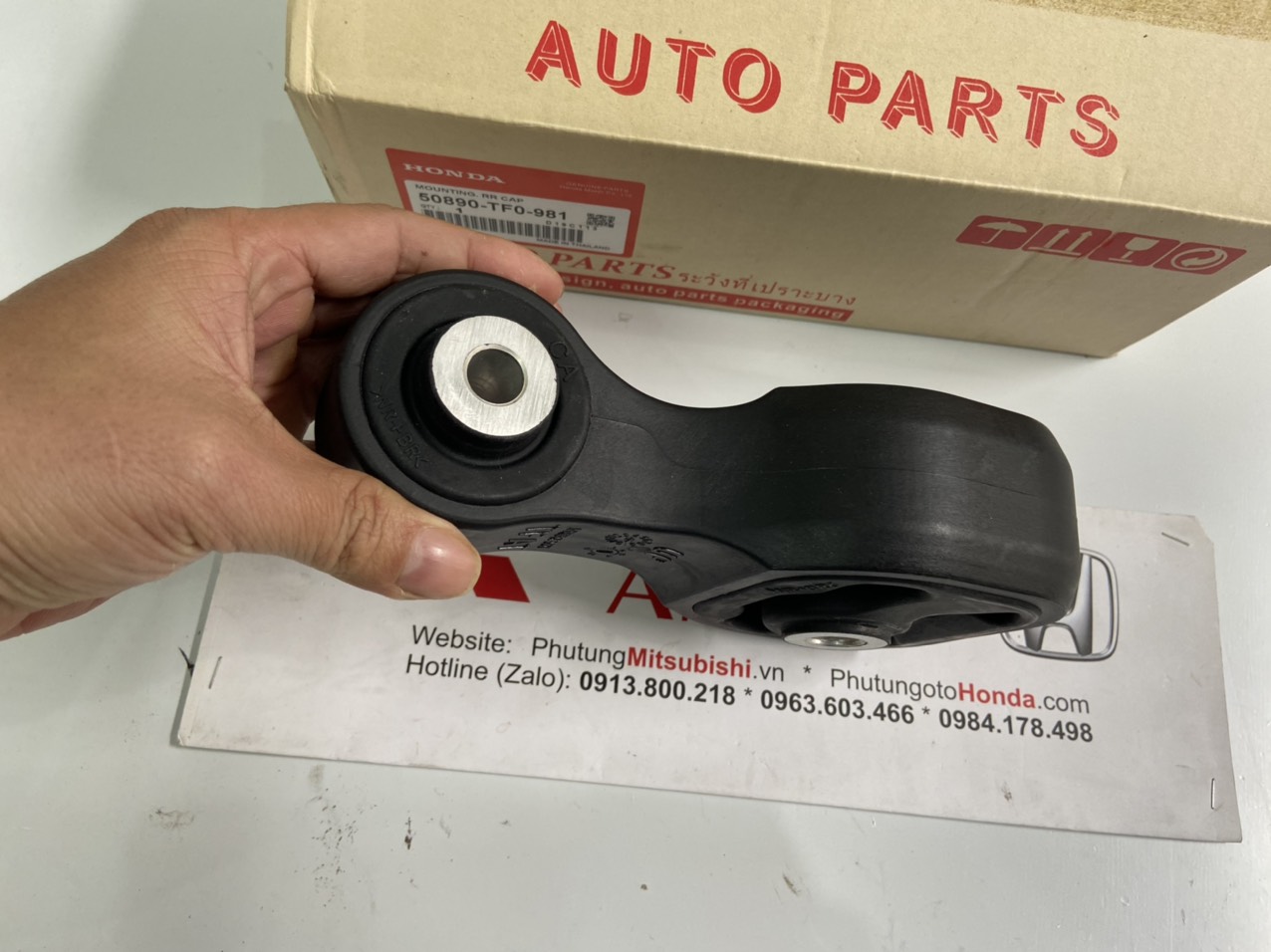 Chân số 8 xe Honda CITY 2013 